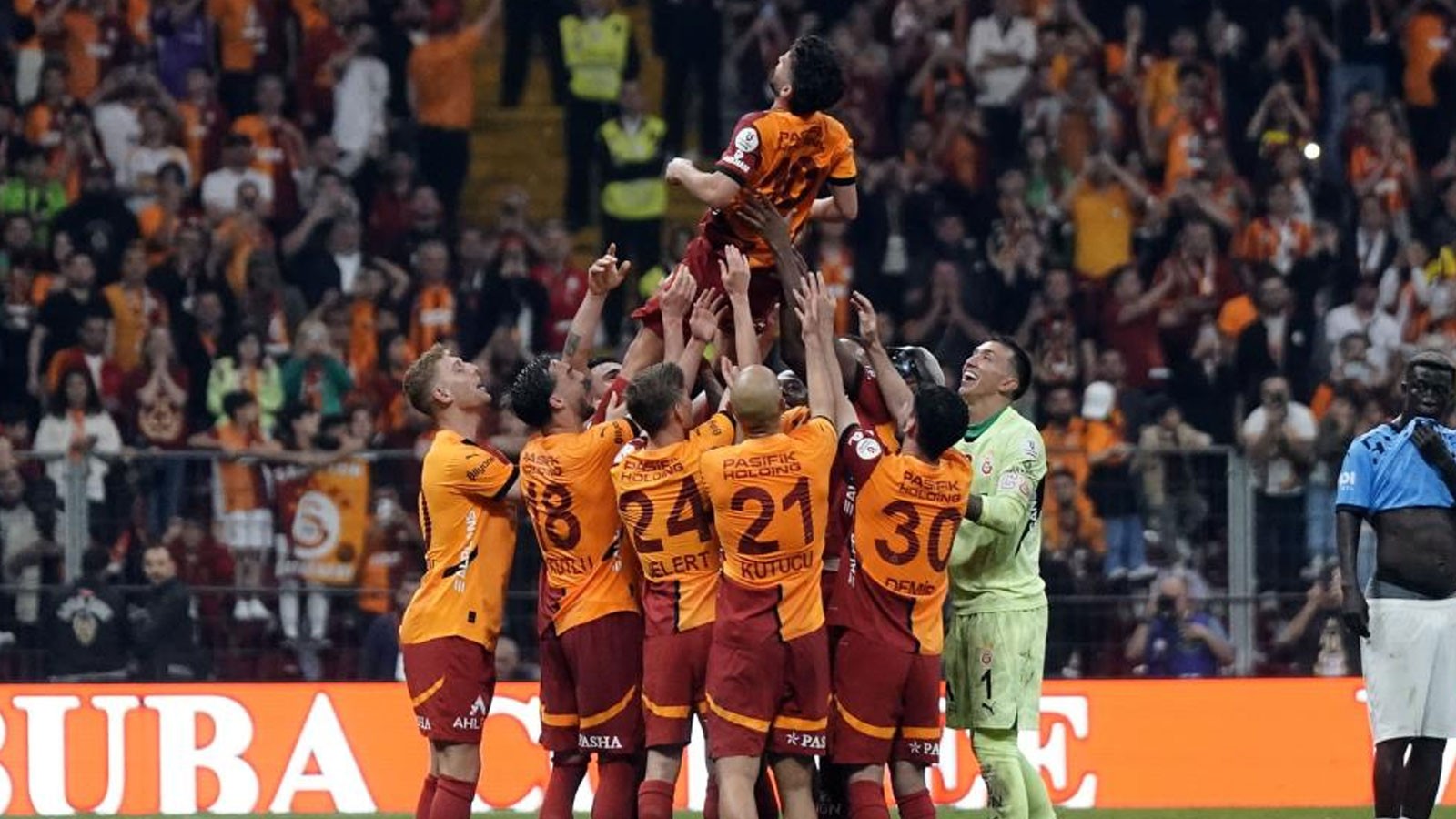 Galatasaray'dan transfer bombaları: Osimhen tamam, sırada de Gea, Boey ve Hakan var!