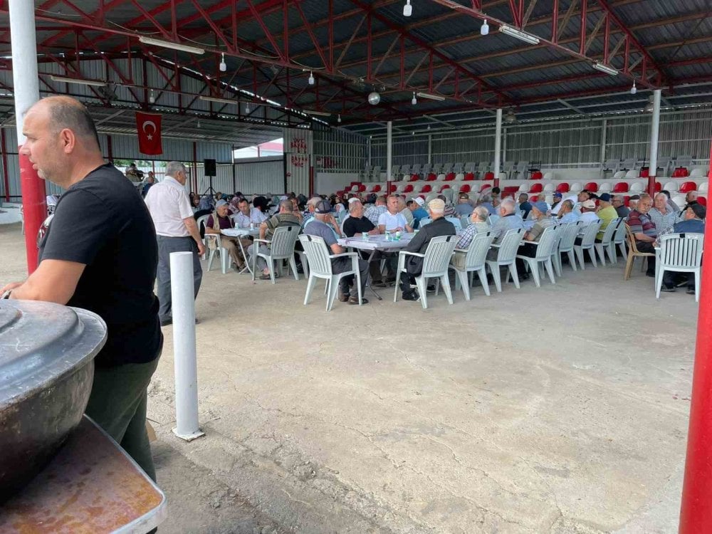 Edirne'nin Geçkinli Köyü’nde bayram arifesi asırlık geleneğe sahne oldu