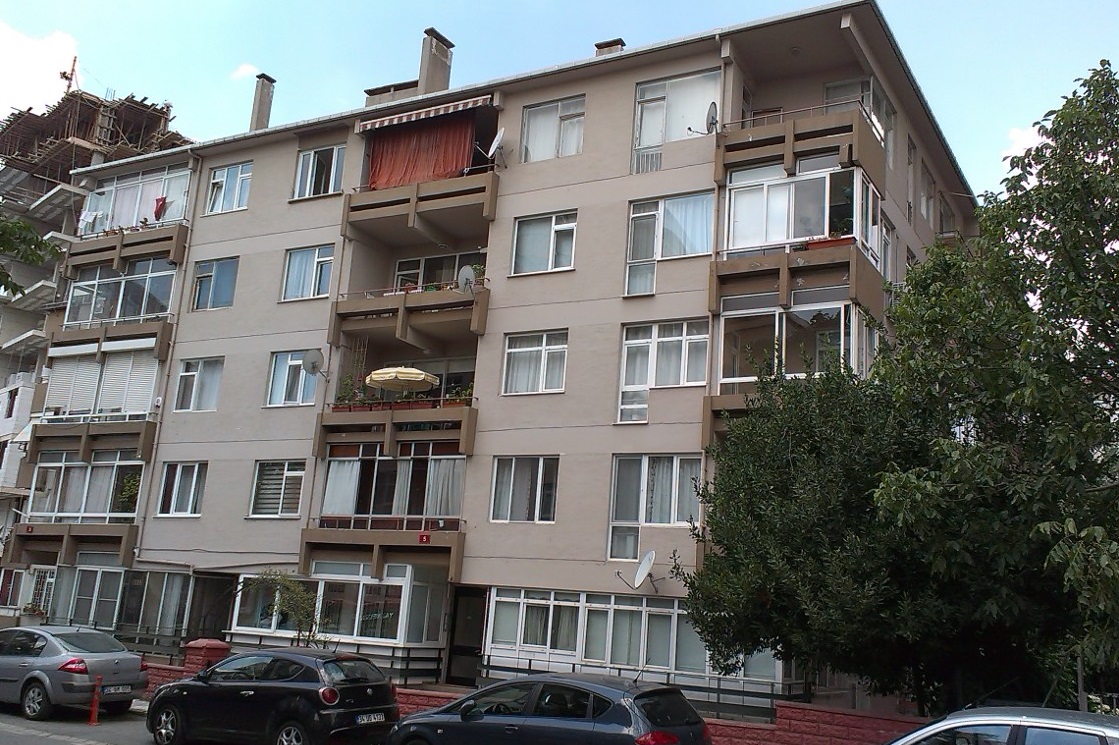 Bizimkiler dizisinin efsane apartmanı ile ilgili karar verildi