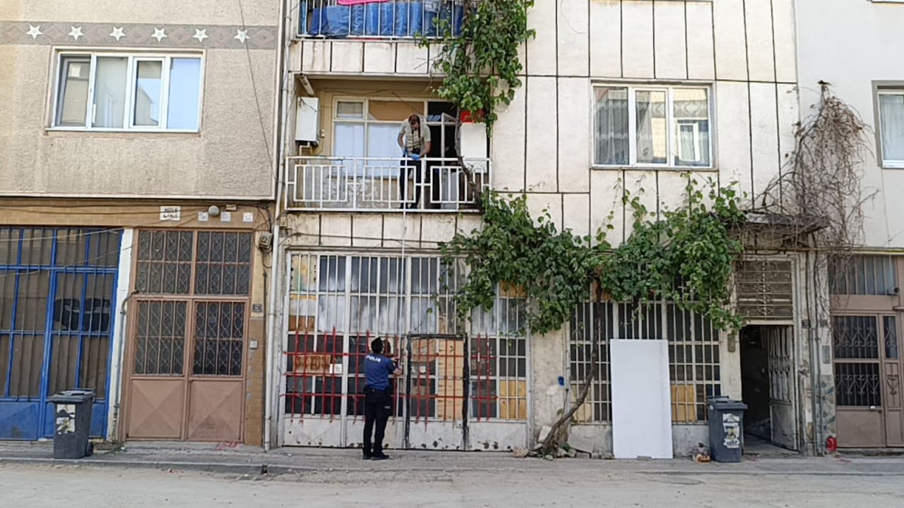 2 yaşındaki Osman balkondan düştü, ağır yaralandı