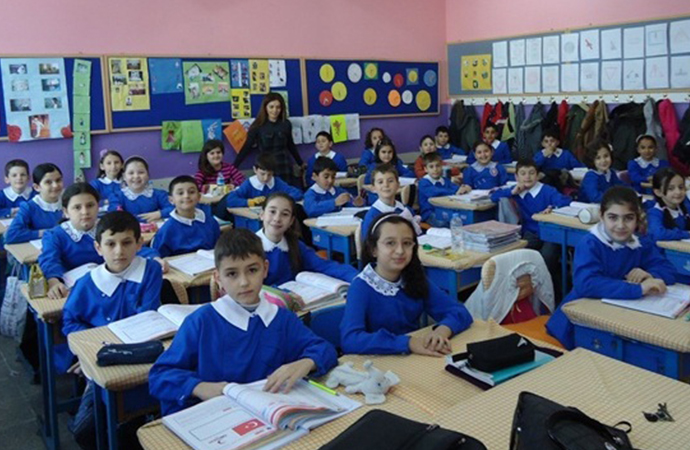 'Yeni çalışma takvimi bir aldatmaca hamlesidir!'