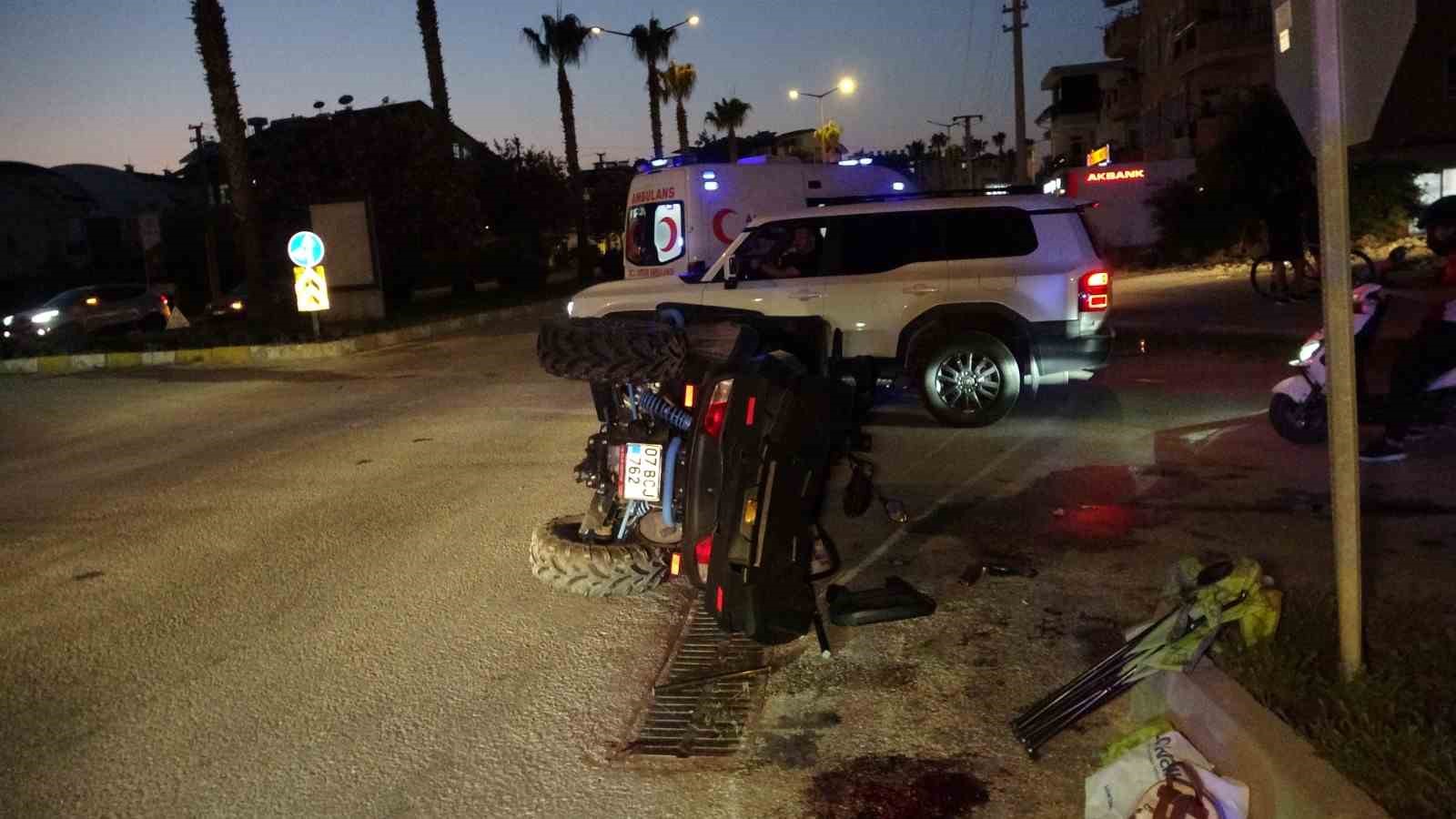 Manavgat’ta alkollü ATV sürücüsü kaza yaptı: 2 yaralı, 6 ay ehliyetine el konuldu