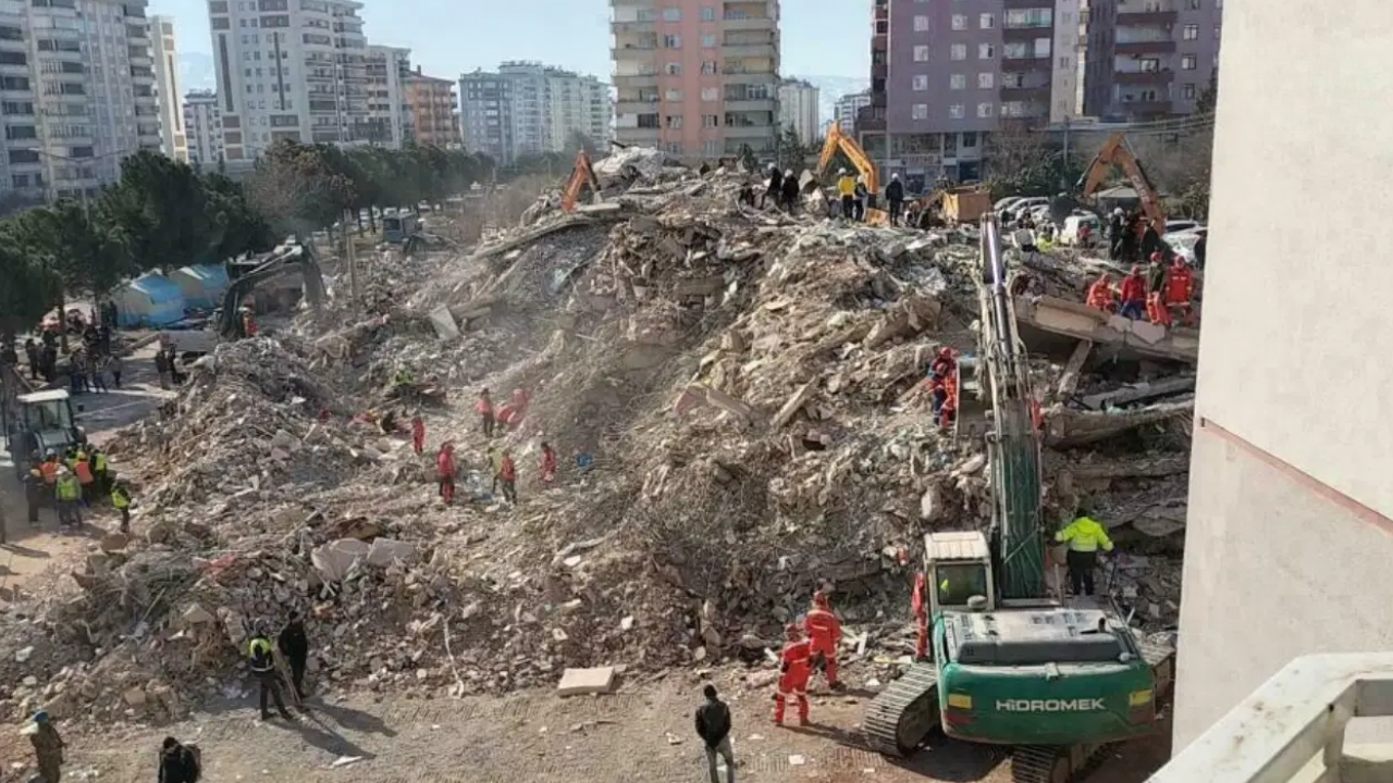 Palmiye Sitesi Davasında Karar: Müteahhitlere Hapis Cezası