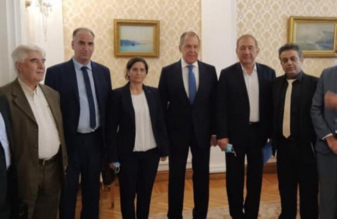 Rusya'ya giden Türk heyetine YPG hakareti!
