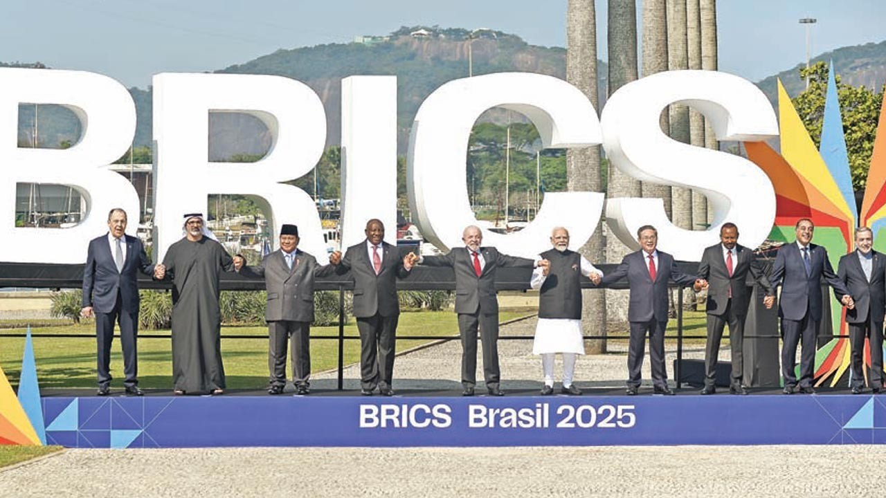Trump'tan BRICS Ülkelerine Yeni Tarife Tehdidi!