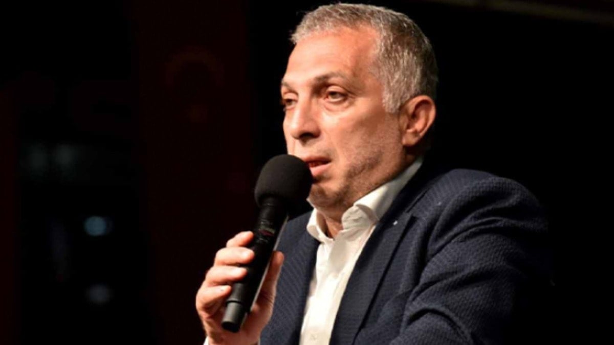 Saray-Bakan Krizinde Yeni Perde! Eski Vekil de Tartışmaya Girdi