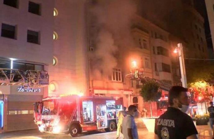 Taksim Meydanı'ında bulunan, Kırgizistan İstanbul Başkonsolosluğu'nda yangın çıktı!