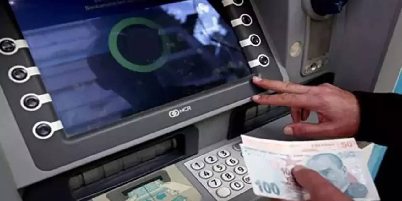 Banka Kartı Şifrelerinde Yeni Güvenlik Dönemi: ATM'lerde de Şifre Değiştirme Zorunluluğu Geliyor