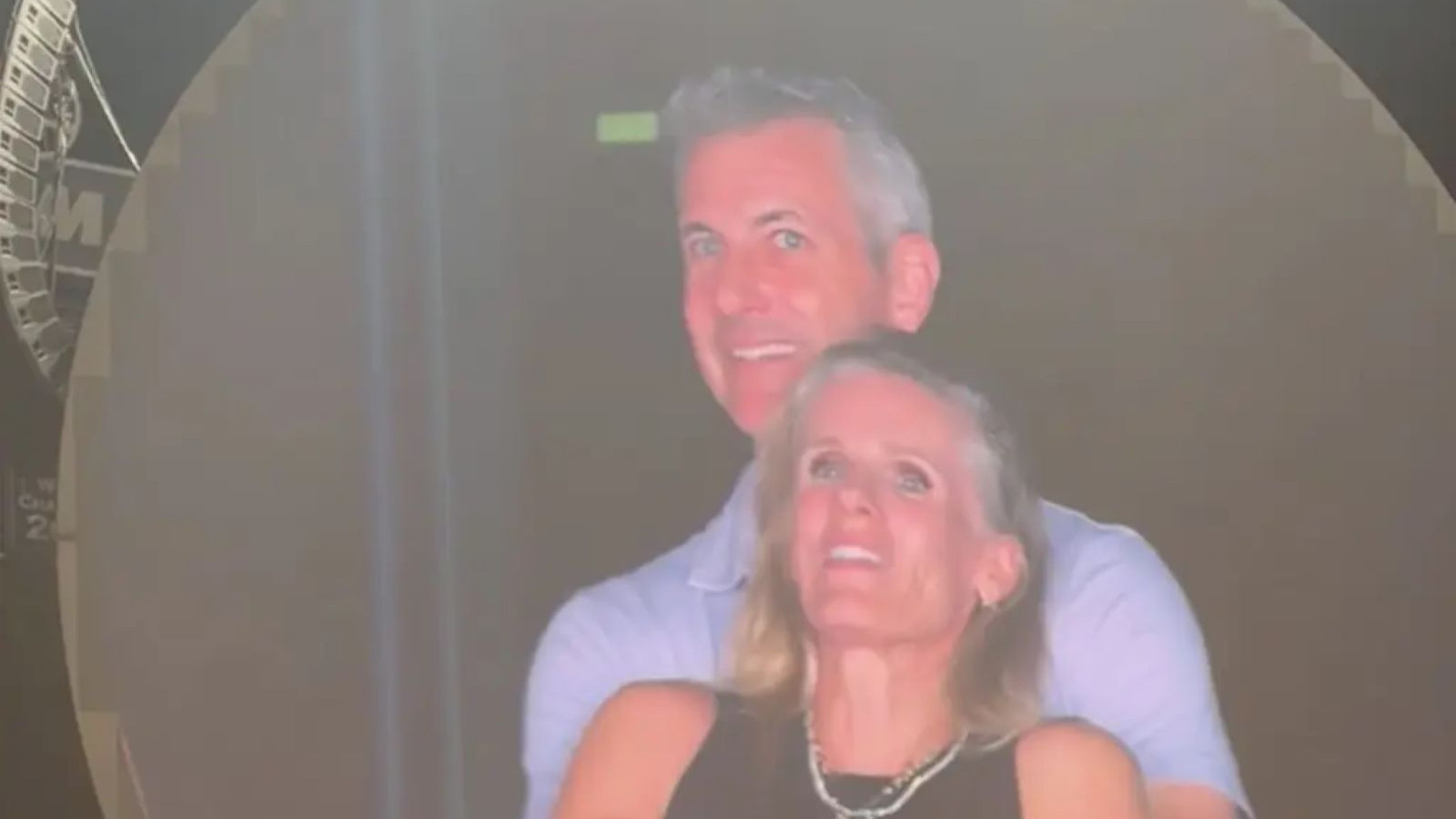Konserde Yakalanan CEO ve Direktör Skandalı: Andy Byron ve Kristin Cabot İstifa Etti