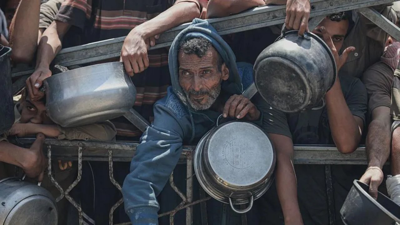 Gazze'de Açlıktan Ölümler Artıyor: Hamas Kontrollü Bakanlık Açıkladı