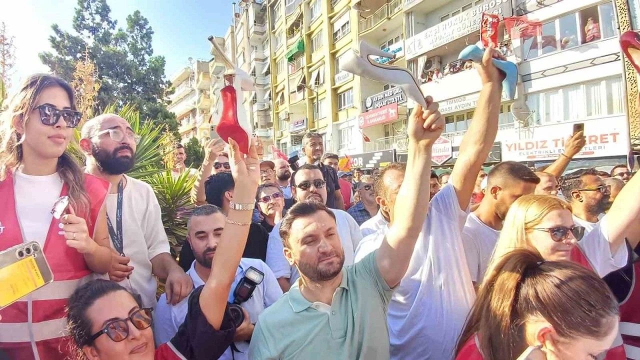 CHP'den Özlem Çerçioğlu'na 'Topuklu' Protesto
