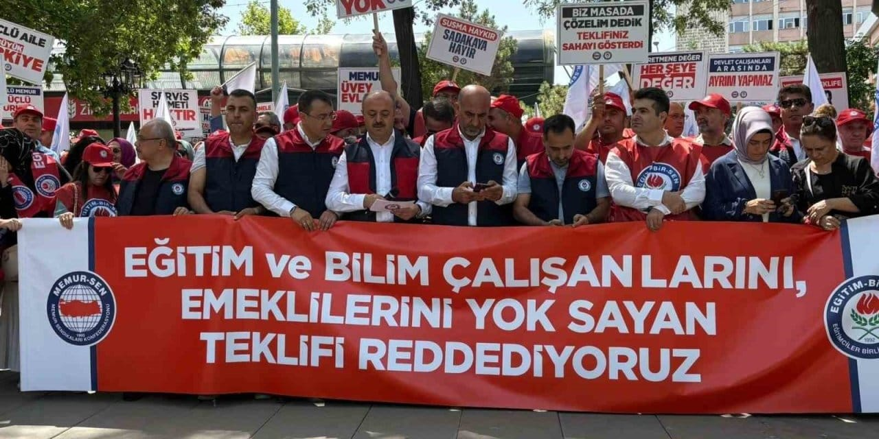 Eğitimciler Grev Kararı Aldı: Ankara'ya Yürüyecekler!
