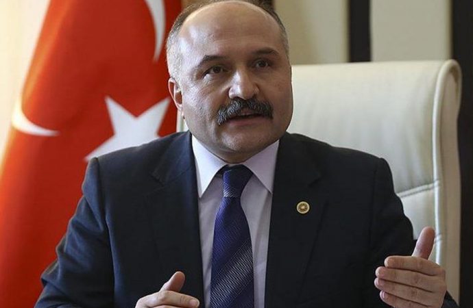 Cumhur İttifakı için 'Olmazsa olmaz değil' deyip MHP'den ihraç edilmişti: Erhan Usta'nın yeni partisi belli ol