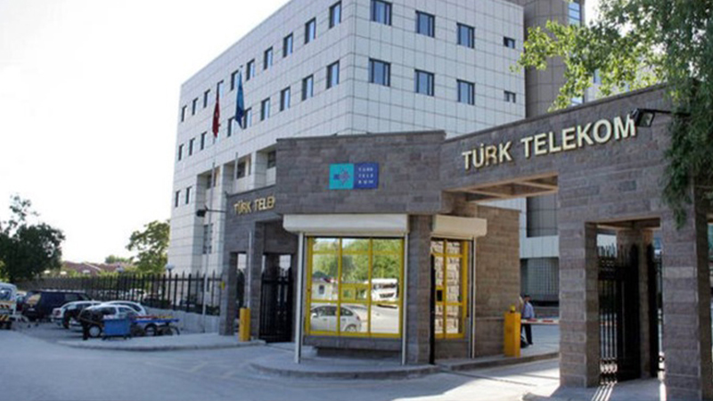 Muratoğlu’ndan sert eleştiri: Türk Telekom ihalesiz imtiyaz aldı