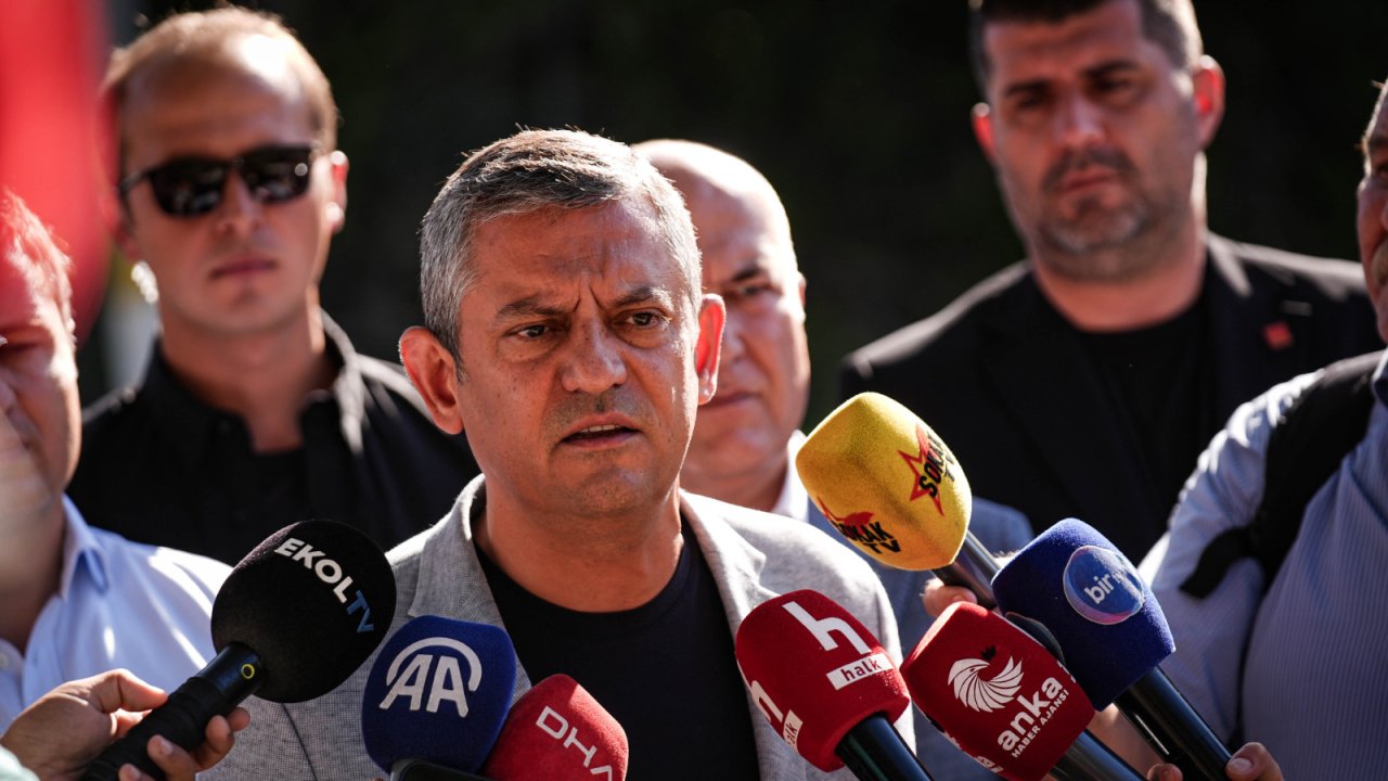 Özgür Özel’den sert tepki: “Seçilmemişi kabul etmeyiz!”