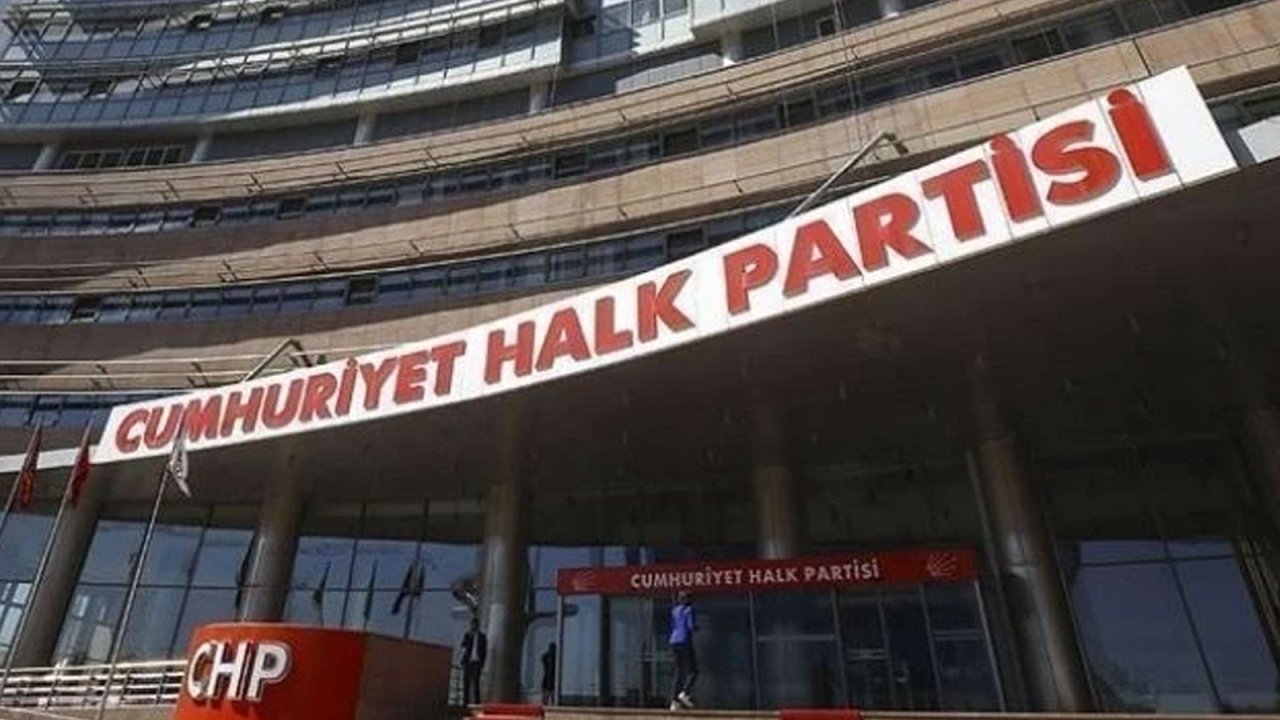 CHP’de kriz: İstifa edenlere İlçe Başkanı’ndan ağır sözler