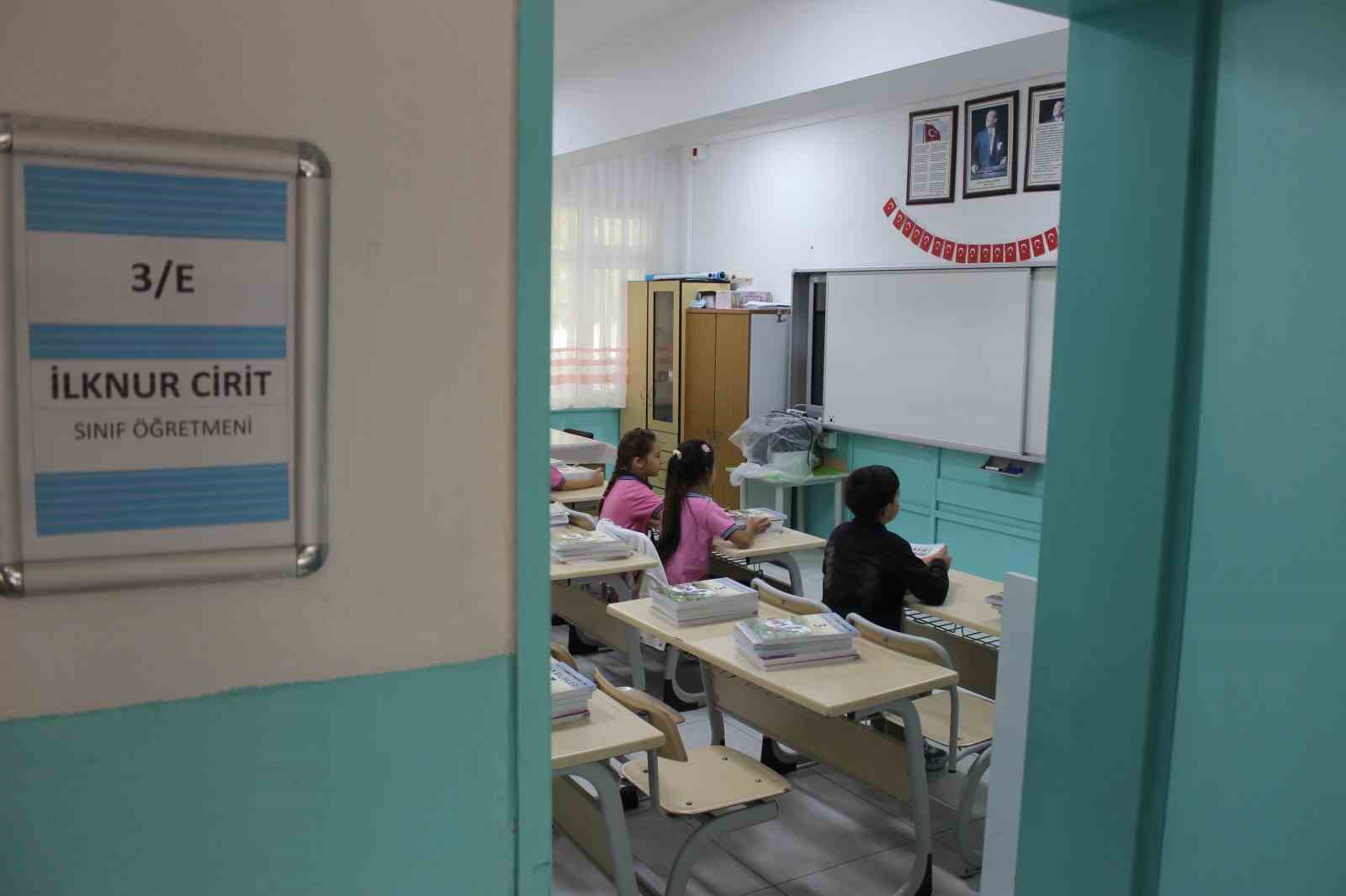 Türkiye’de 18 Milyon Öğrenci ve 1,2 Milyon Öğretmen Yeni Eğitim Yılına Başladı!