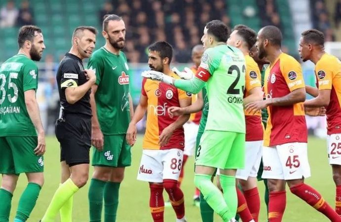 Çaykur Rizespor’un Galatasaray maçının tekrarı için yaptığı başvuru reddedildi!