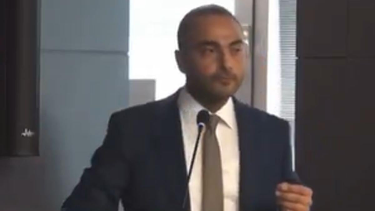 Meclis salonunda alkış tufanı! “12 yaş zekâsı olmayan üyeler” çıkışı gündem oldu
