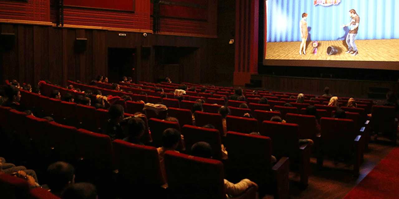 Sinemaseverler için kampanya başladı: Çarşamba günleri sinema 120 lira!