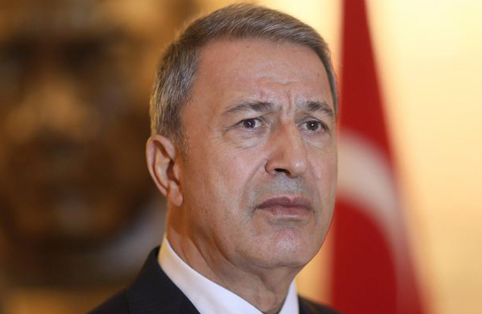 Milli Savuna Bakanı Akar'ın 'diyalog' yanıtı: ''Biz daima barıştan yanayız''