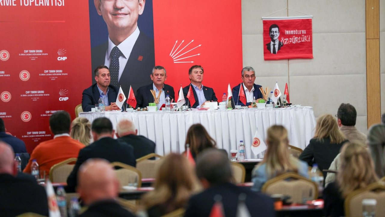 CHP Toplantısında Kılıçdaroğlu’na Destek ve Yeni Parti Tartışmaları Öne Çıktı!