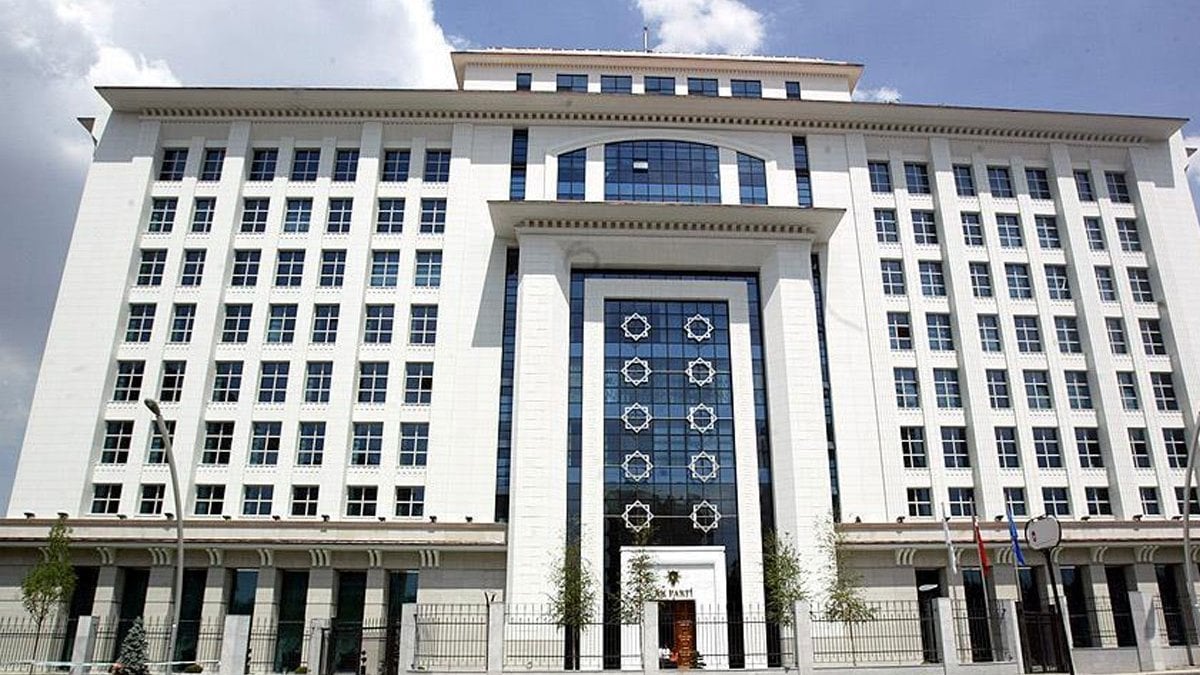 AKP’ye 3 isim daha katılıyor: Ankara kulislerinden sızan bomba iddia