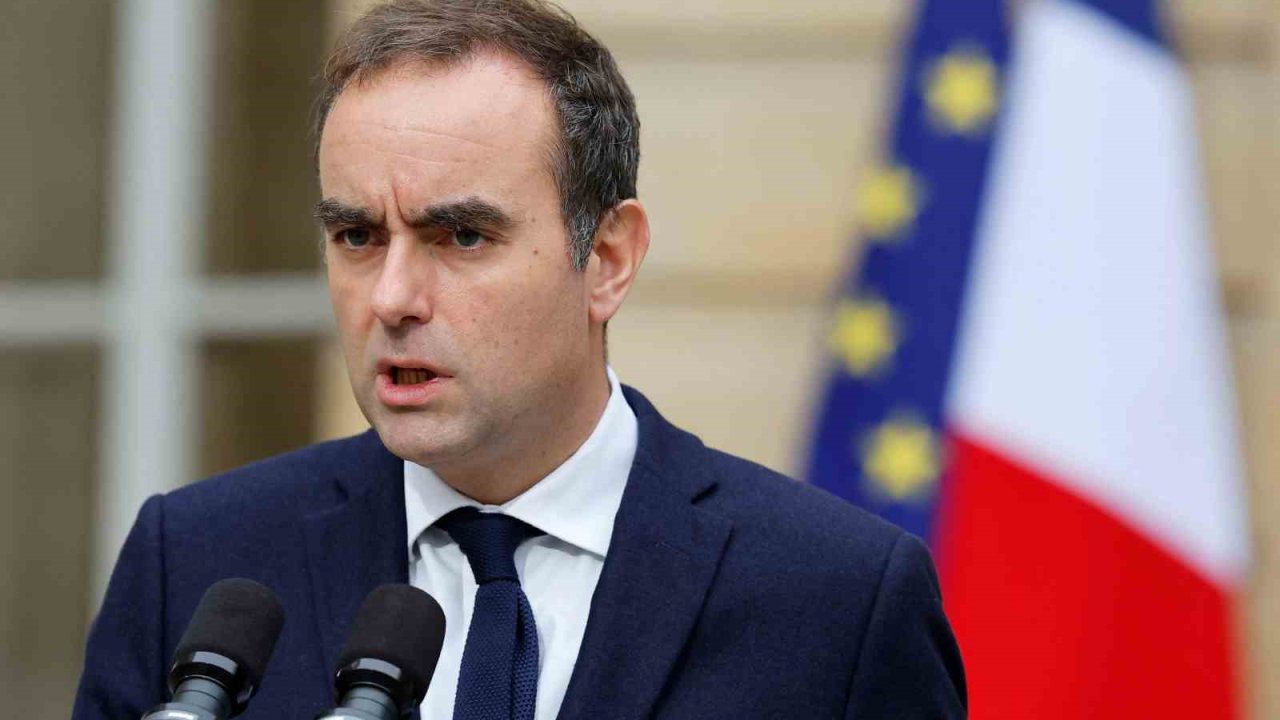 Macron, 27 Gün Sonra İstifa Eden Başbakan Sebastien Lecornu'yu Yeniden Atadı