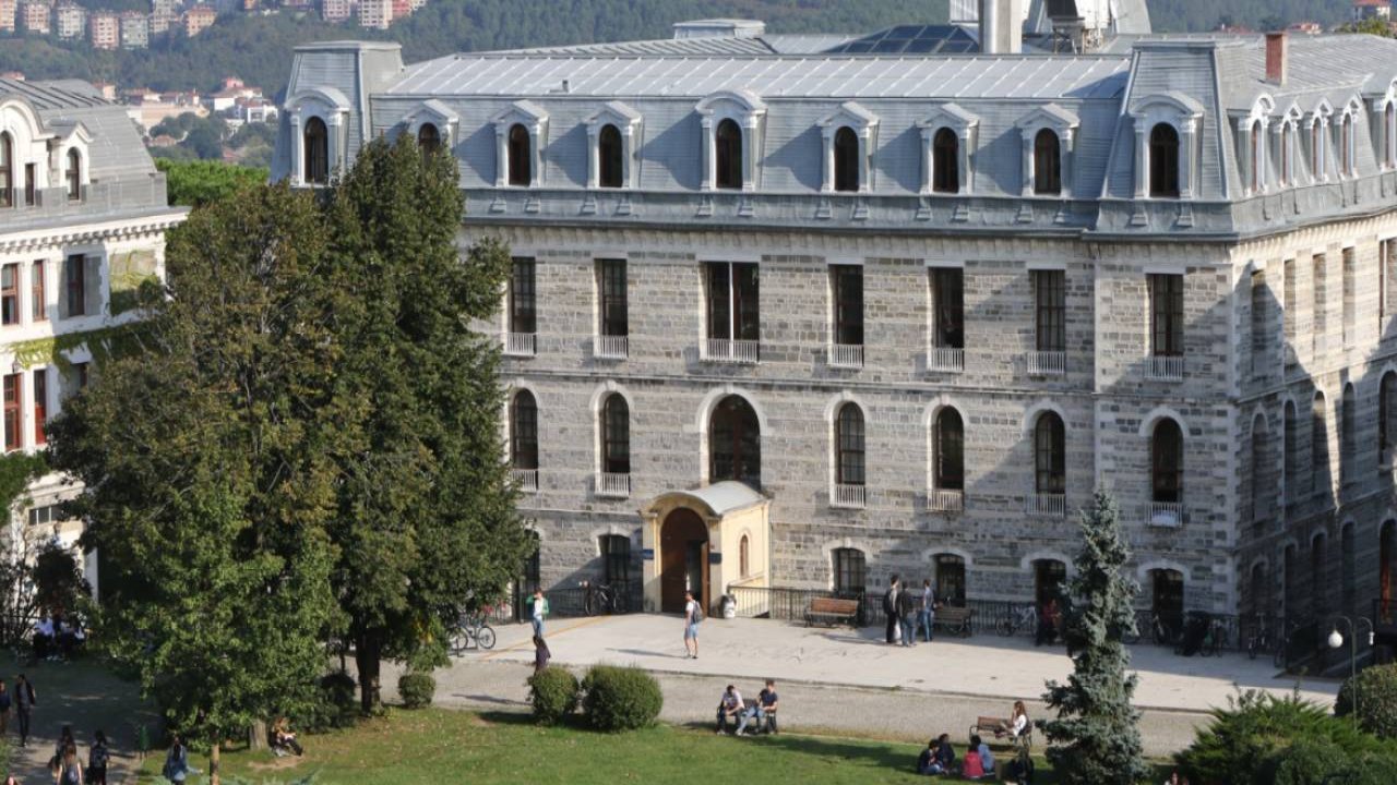 Boğaziçi Üniversitesi’nde Çamaşırhaneler Yeniden Ücretli Oldu: Yıkama Ücreti 200 TL!
