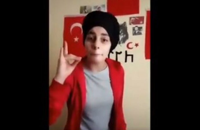 Tecavüzcüyü ve ırkçı saldırıları savunan kadının yeni videosu: ''Bu dakikadan sonra ben acımam!''