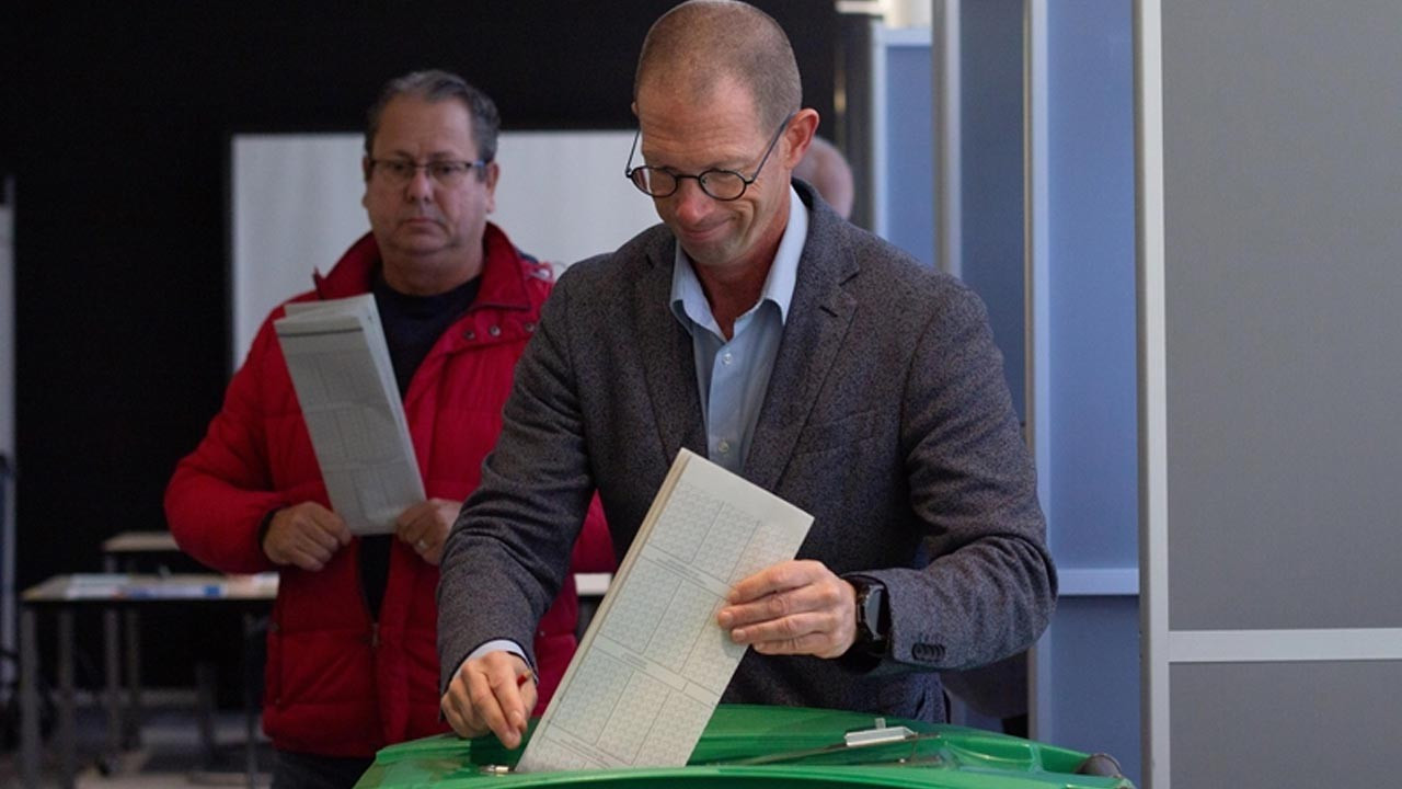 Hollanda Seçimlerinde Sürpriz Sonuçlar: Jetten Liderliğindeki D66 Birinci Parti Oldu