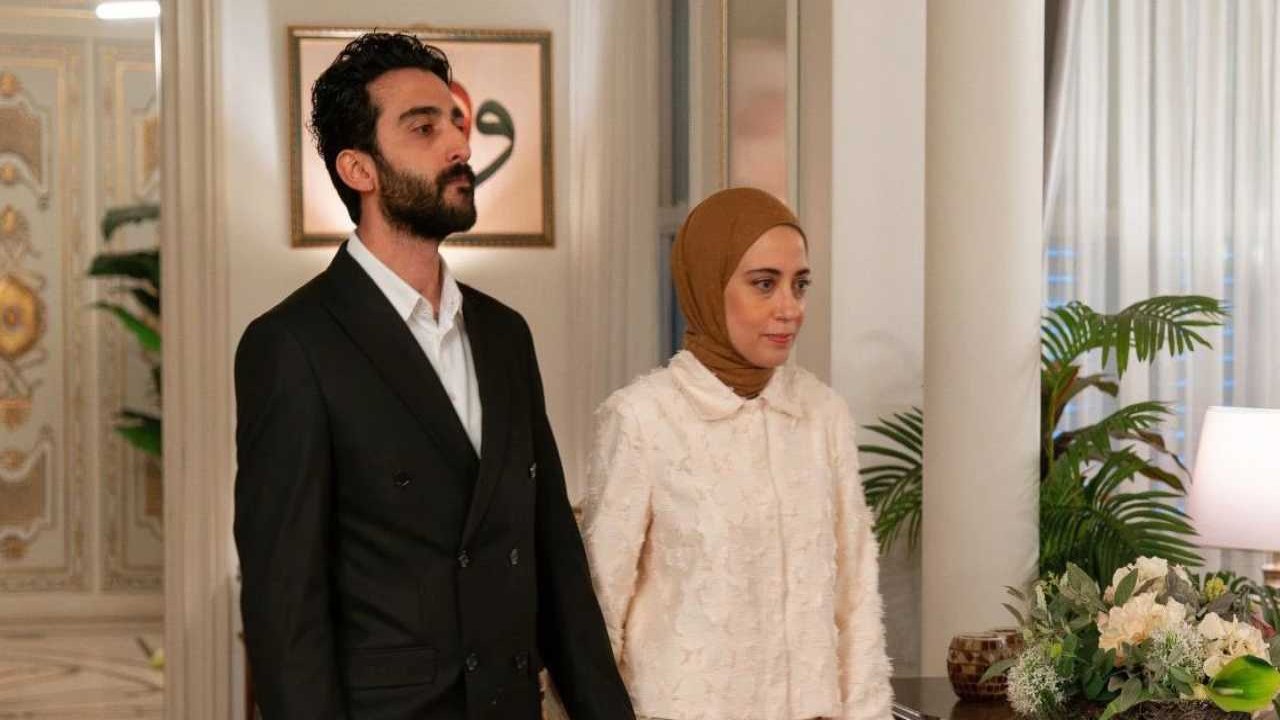 Kızılcık Şerbeti Dizisinde Flaş Gelişme: İki Oyuncu Kadrodan Ayrılıyor!
