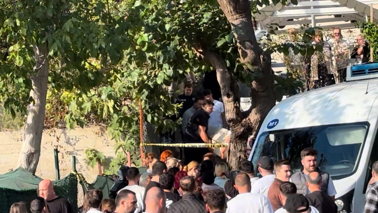 İstanbul Emirgan’da korkunç olay: Konuşmak için çağırdığı sevgilisini katletti