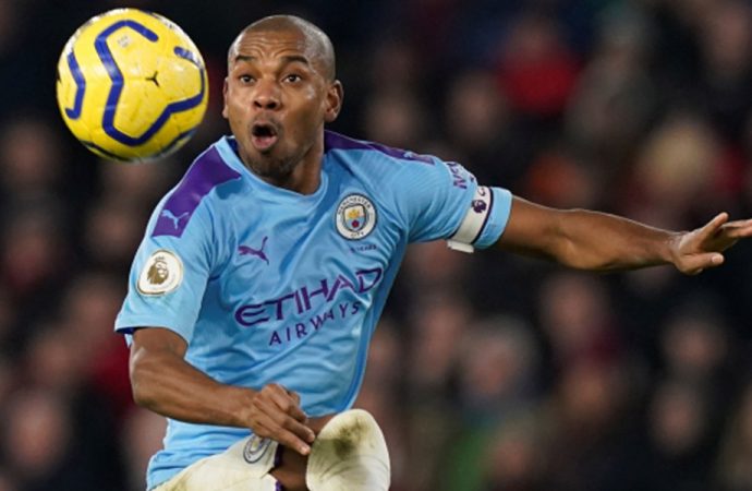 Galatasaray'ın gündeminde olan Fernandinho transfer kararını açıkladı