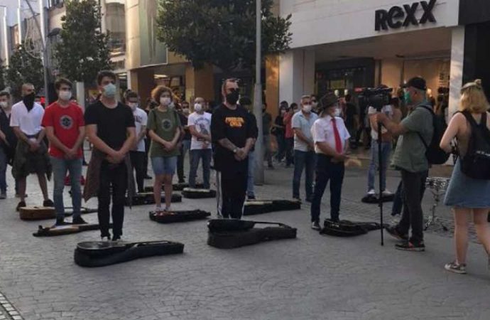 Bu nasıl iş? Müzik yasak, AKP mitingi serbest!