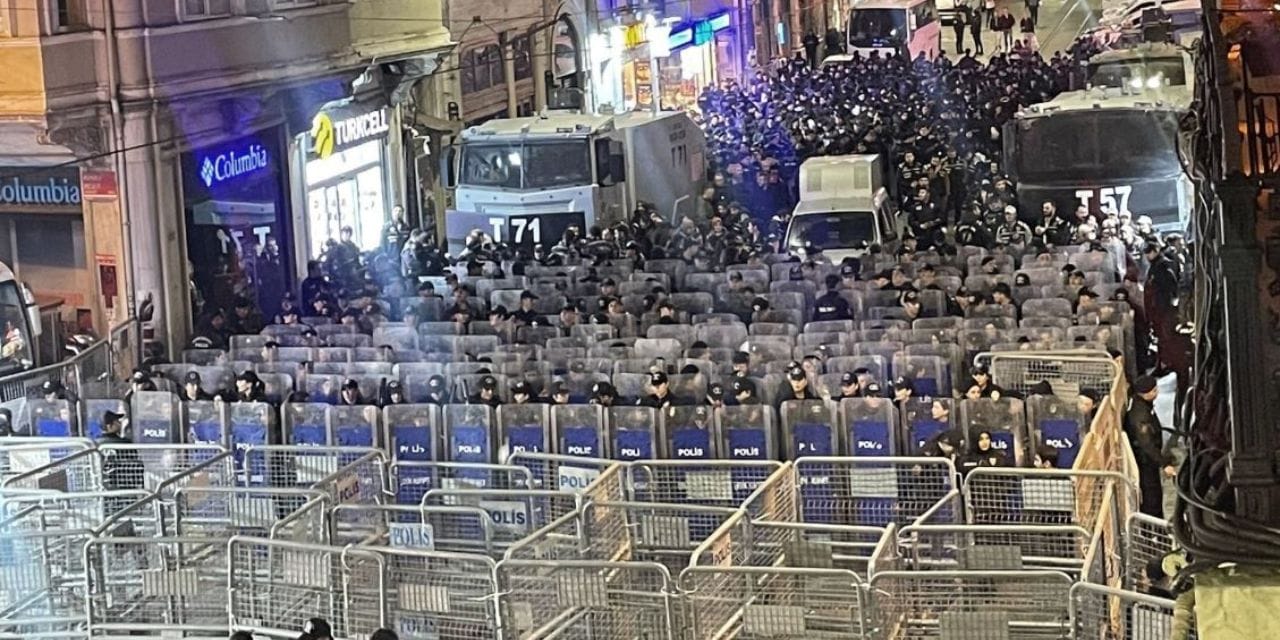 Kadına şiddetin nedenleri araştırılsın önergesi AKP- MHP oylarıyla reddedildi