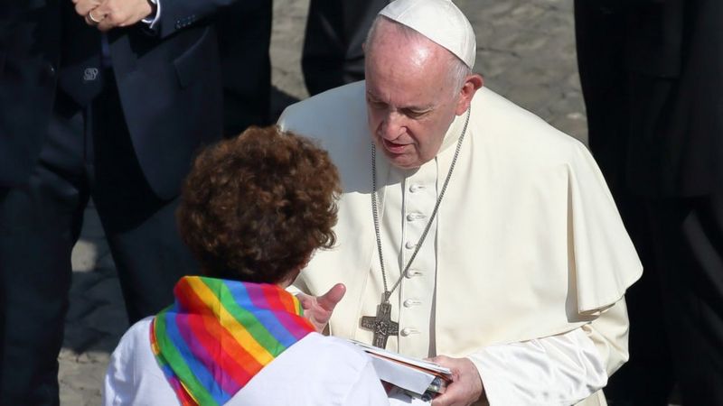 Papa'dan LGBT açılımı: 