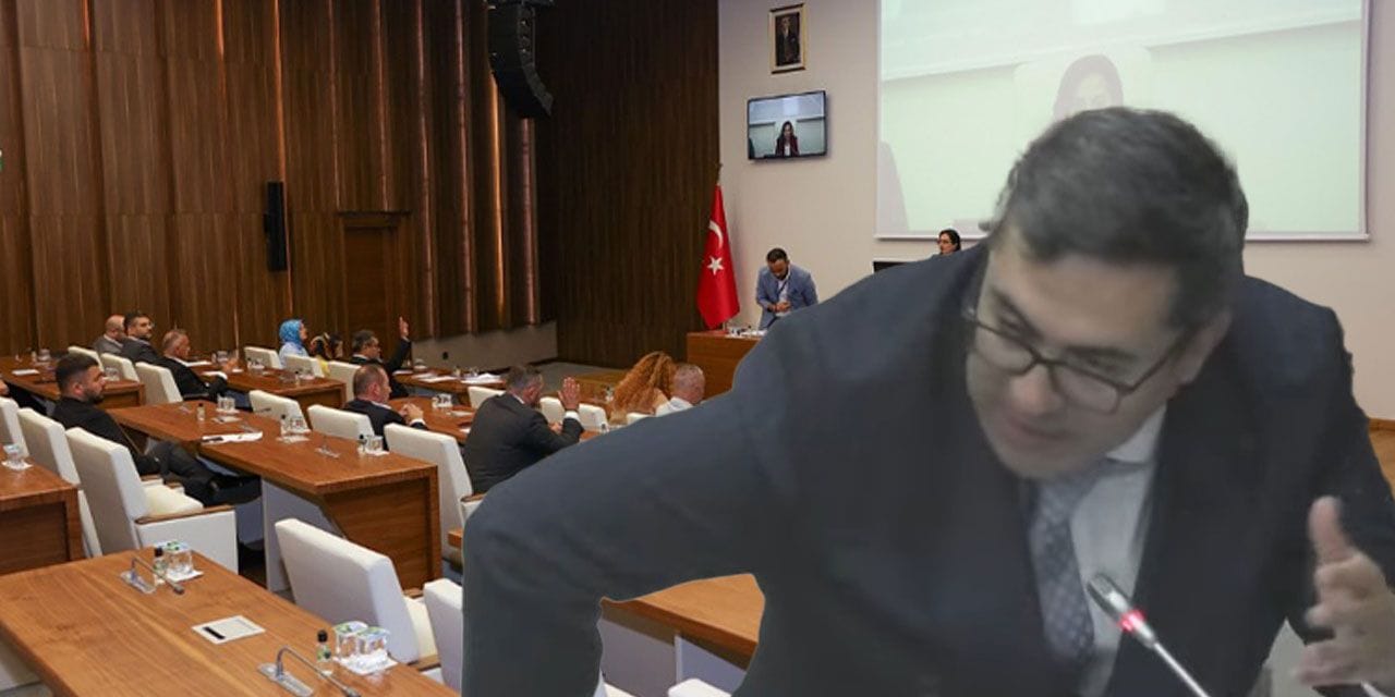 ​​​​​​​CHP ayakta! AKP’li Başkan Yardımcısına hem özür hem istifa çağrısı