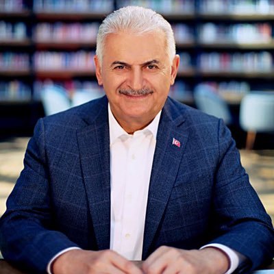 Binali Yıldırım duyurdu: ''PCR testi sonucum hamdolsun negatif çıkmıştır.''