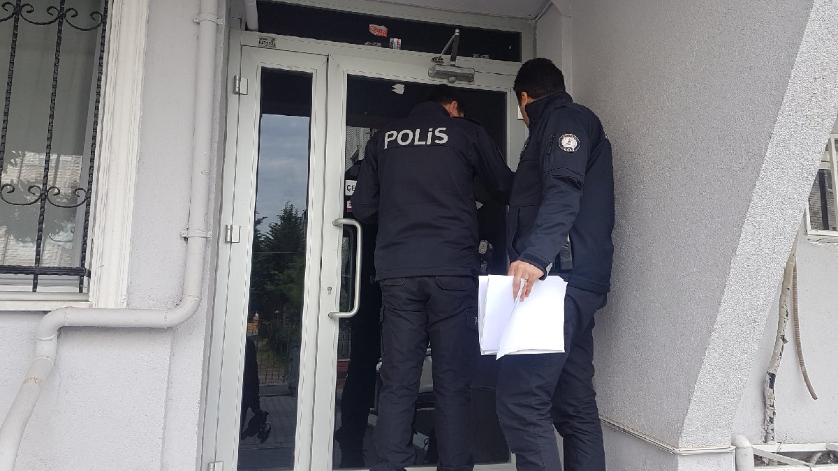 'Büyükçekmece'de polis olduğunu söyleyen kişiler muhtarlara ‘Kim nereli’ diye soruyor'
