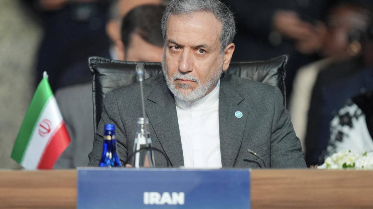 Arakçi’den BAE ve Netanyahu İddialarına Sert Uyarı: “İsrail’le İş Birliği Yapanlar Hesap Verecek!”