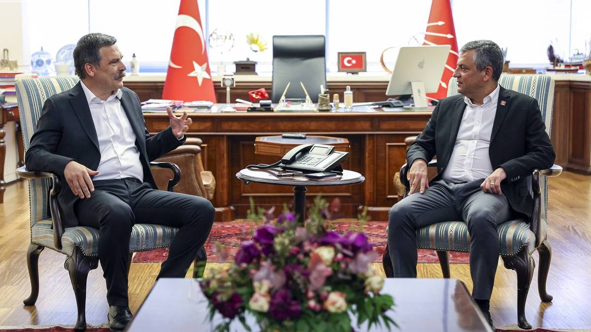 Erkan Baş’tan CHP’ye dayanışma ziyareti: “Bu mesele sadece CHP’nin değil”