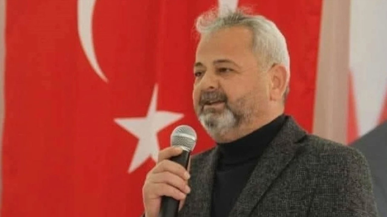 AK Parti’de Sürpriz Ayrılık: İlçe Başkanı Görevini Bıraktı!