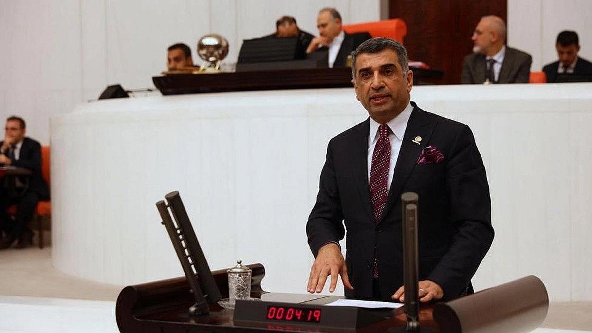CHP'li Gürsel Erol'dan ihraç resti: 