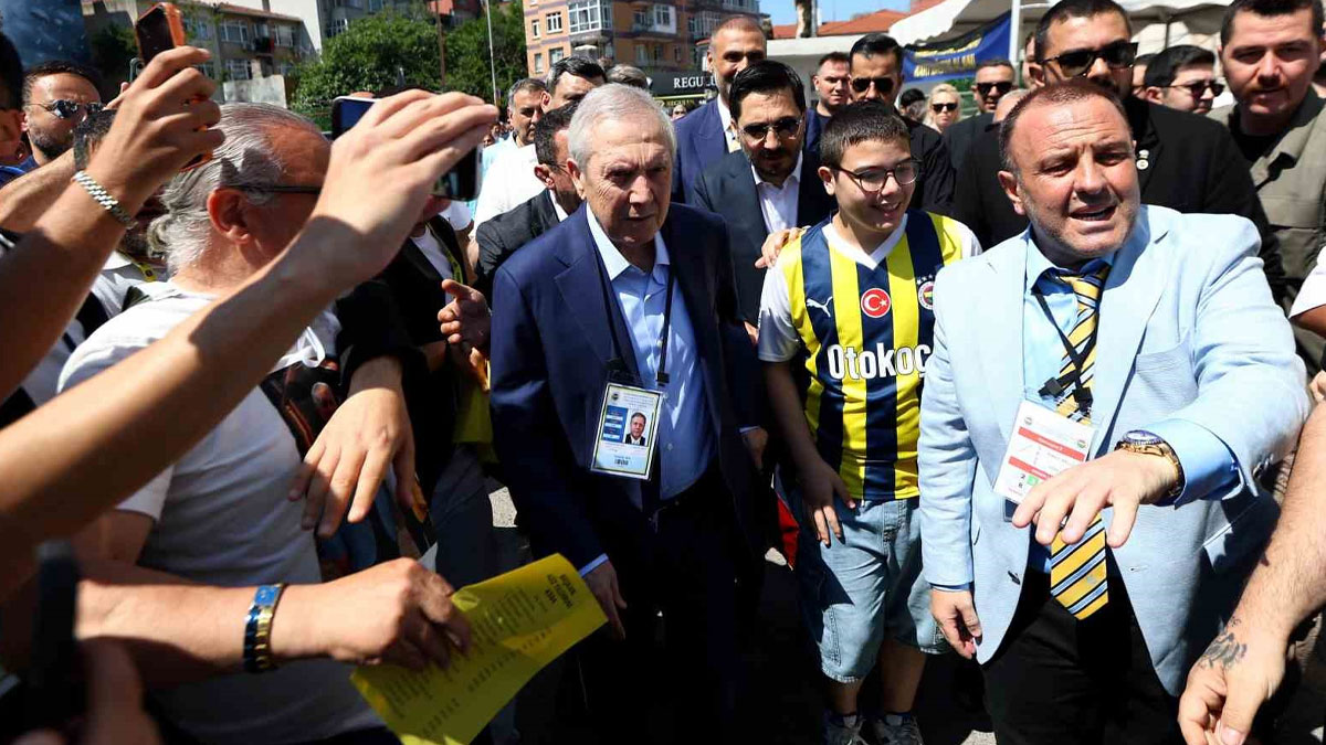 Aziz Yıldırım'dan bomba iddia: "Hakan Safi para dağıtıyor, i