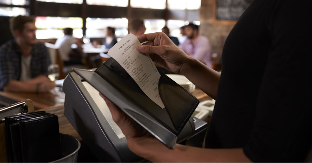 Restoranlarda servis ücreti alanlar yandı! Bakanlıktan ceza 