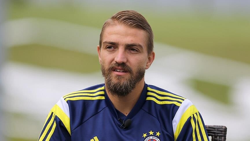 Türk futbolunda bir devir kapandı! Caner Erkin 37 yaşında kramponlarını astı
