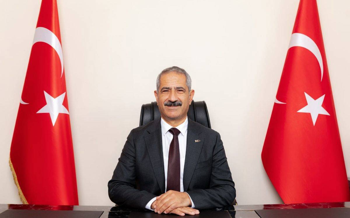 Gözaltındaki Başkan Akpolat'tan ilk mesaj: 
