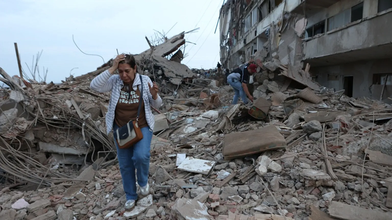 Venezuela'da deprem felaketi büyüyor! Can kaybı 920'ye yükseldi