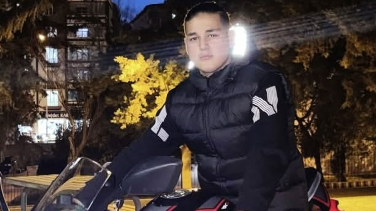 Karne günü bıçaklanan lise öğrencisinden acı haber! 16 yaşındaki Çağlar hayatını kaybetti